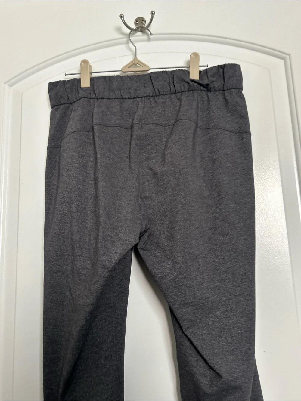 Lululemon On The Fly Black Jogger Pant *28